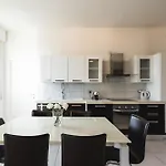 Apartment Sky View *