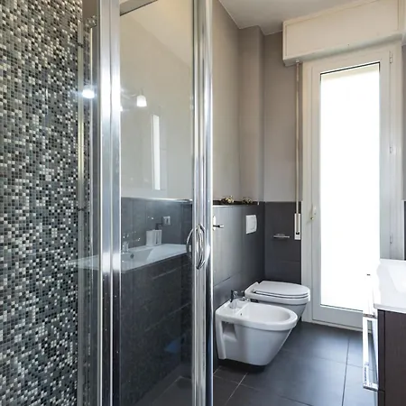 Sky View アパート *